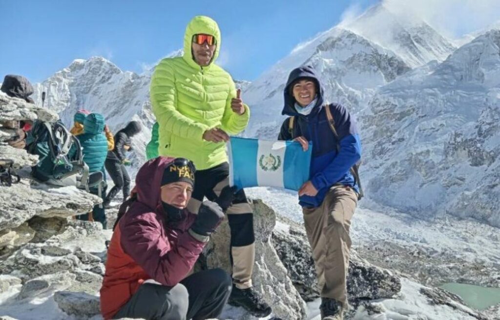¿Qué hace especial al Island Peak un desafío único en los Himalayas