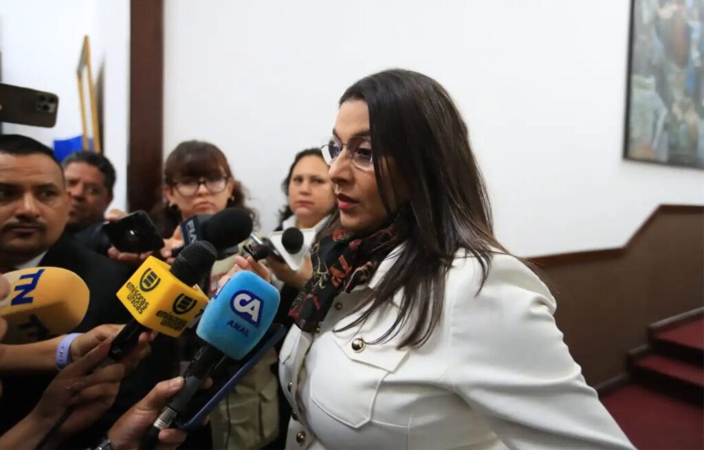 Shirley Rivera Lanza su Propio Partido Político y Competirá en las Elecciones de 2027